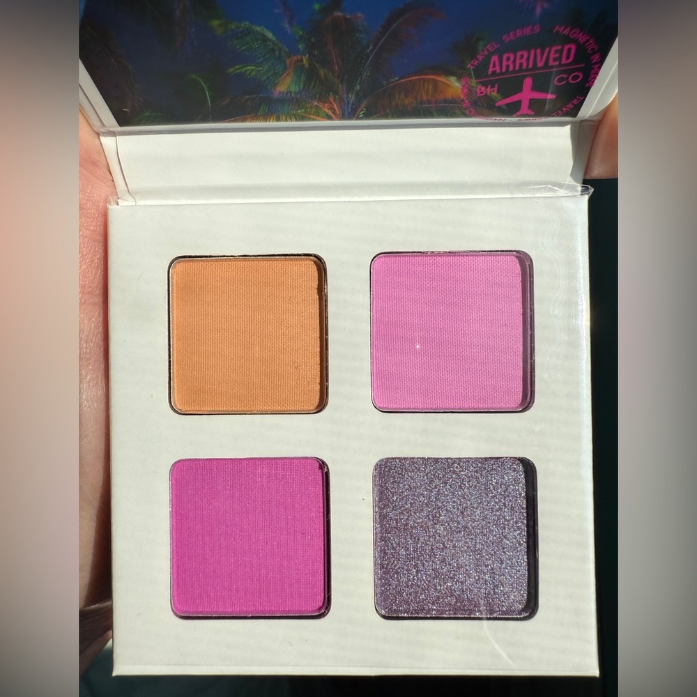 BH Cosmetics Magnetic in Miami eyeshadow quad